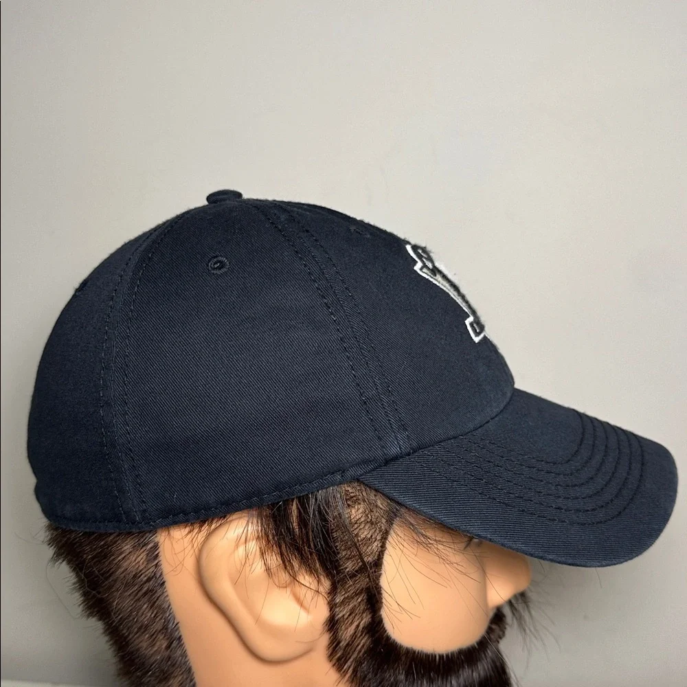 NHL Pittsburgh Penguins Navy Blue Hockey Logo Cap